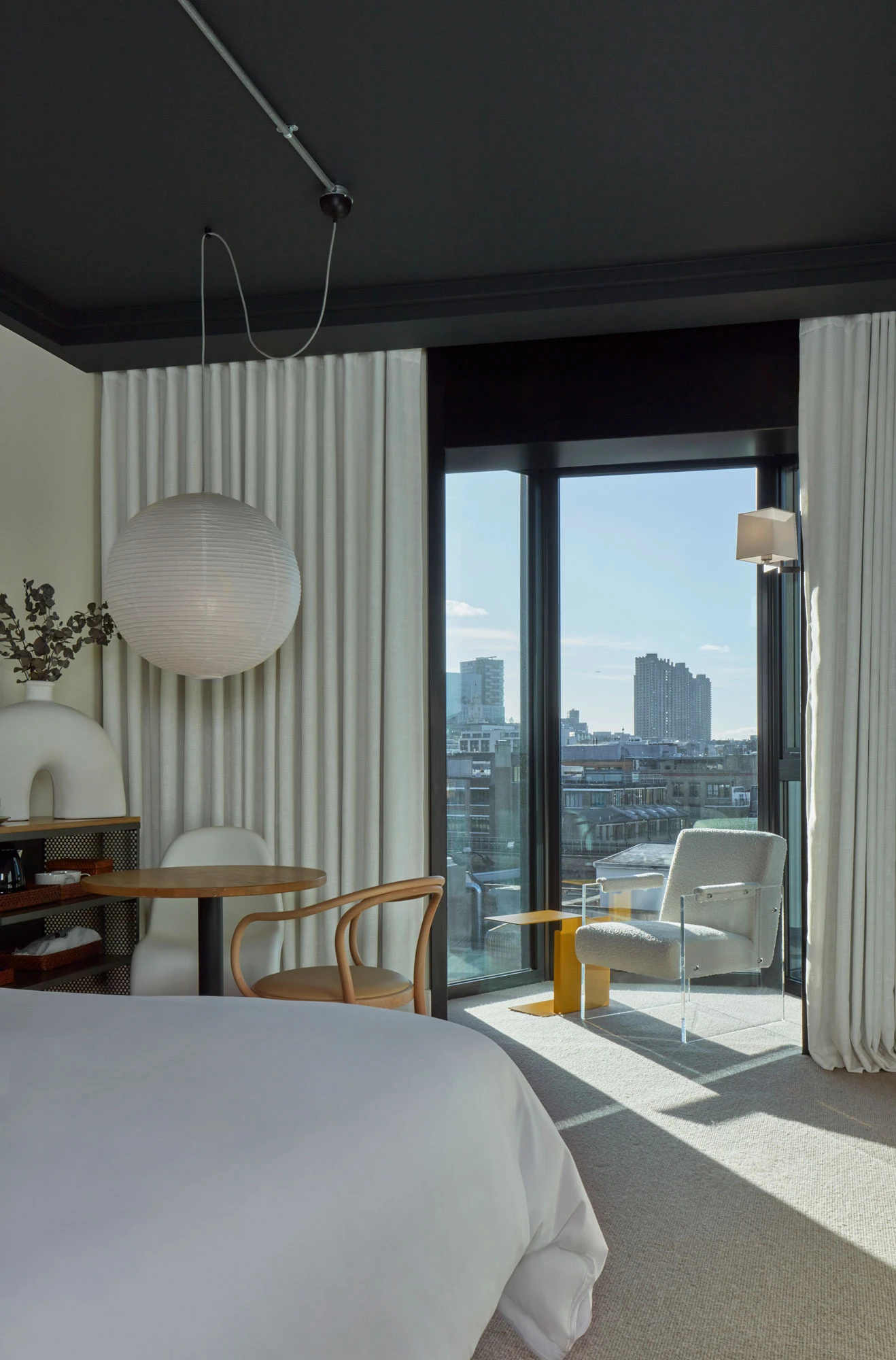 Seattle-chair-one-hundred-shoreditch-hotel