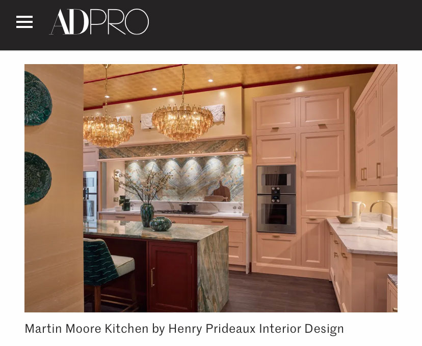 WOW!house Martin Moore kitchen by Henry Prideaux interior design as seen in ADPro June 2023 - Pure White Lines Sorrento chandeliers